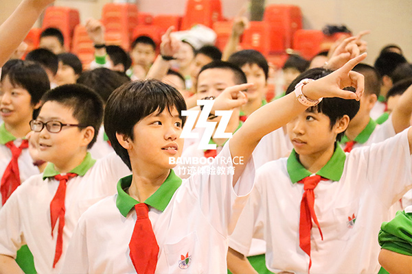 青少年拓展培訓(xùn)